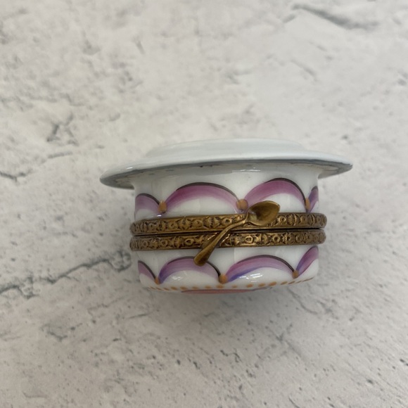 Vintage Limoges Happy Birthday Cake on a Plate w/ a Spoon Clasp. Numbered Piece. - Picture 4 of 5